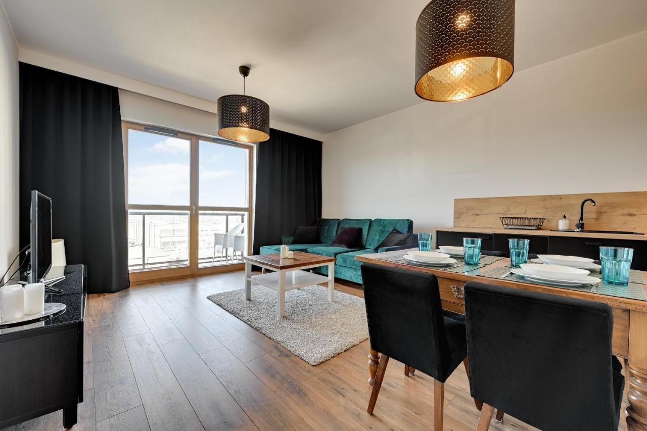 Platinium Zajezdnia Wrzeszcz Apartment Gdansk Bagian luar foto