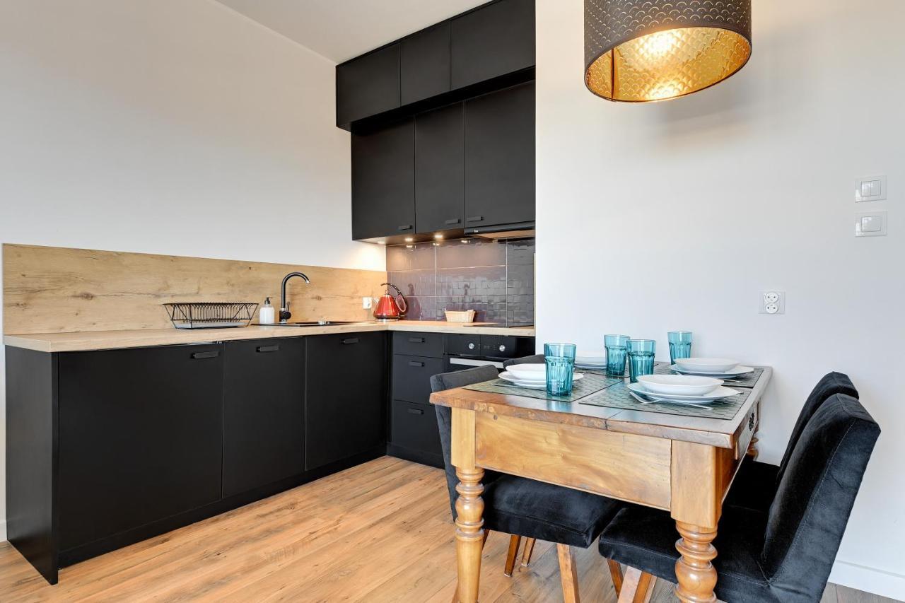 Platinium Zajezdnia Wrzeszcz Apartment Gdansk Bagian luar foto